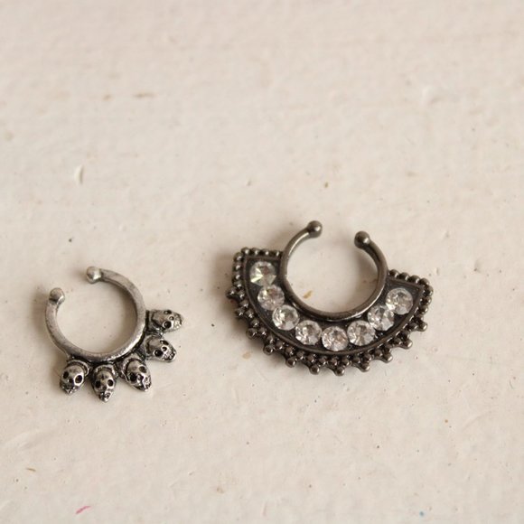 Lot of Goth Jewelry, Bracelets, Skeleton ring, Spider hair Pins,  Septum Rings - Picture 3 of 7